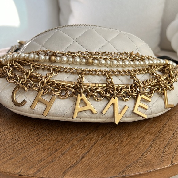 ⭐️RUNWAY⭐️CHANEL All About Chains Bum Bag Fanny Waist Belt Bag ✨Limited Edition✨ - Picture 7 of 17